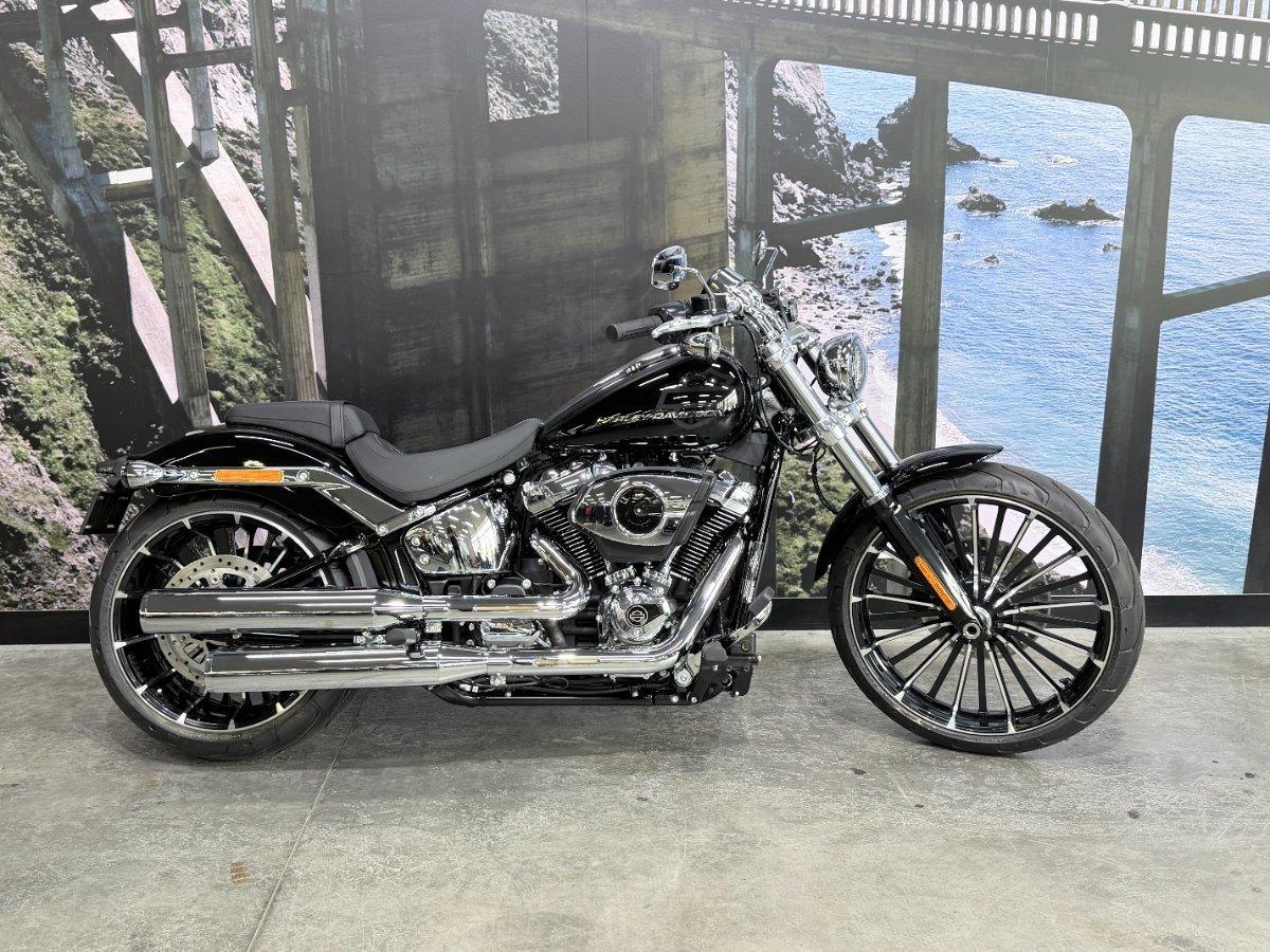 Harley-Davidson FXBR 117 外装一式　クラッシュカーボン 2025 HARLEY-DAVIDSON FXBR BREAKOUT (117) CRUISER - JAFD5383760