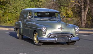 FEATURE – Oldsmobile sedan deliveries