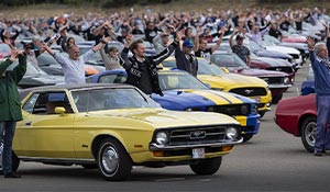 Mustang parade sets new record