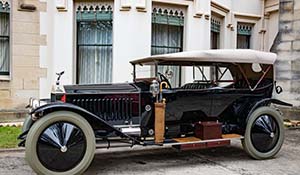 Full-Bodied Ghost - 2020 AXA Sydney Harbour Concours d’Elegance