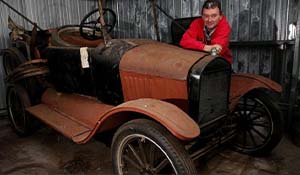 Ford fans to flock to massive auction- Sat, 26th May