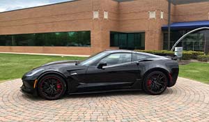 Last C7 Corvette auctioned for charity