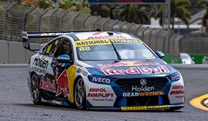 Whincup announces driving retirement